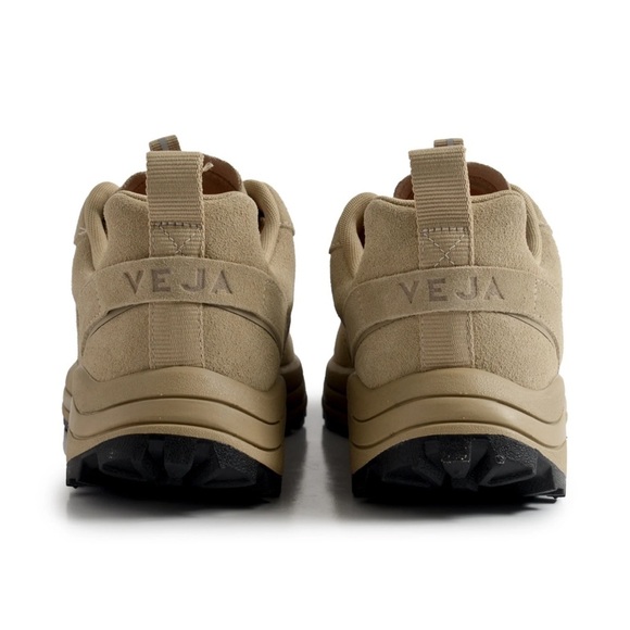 New in box VEJA VENTURI FULL SUEDE TRAIL SHOES Sz 38 - Picture 4 of 9